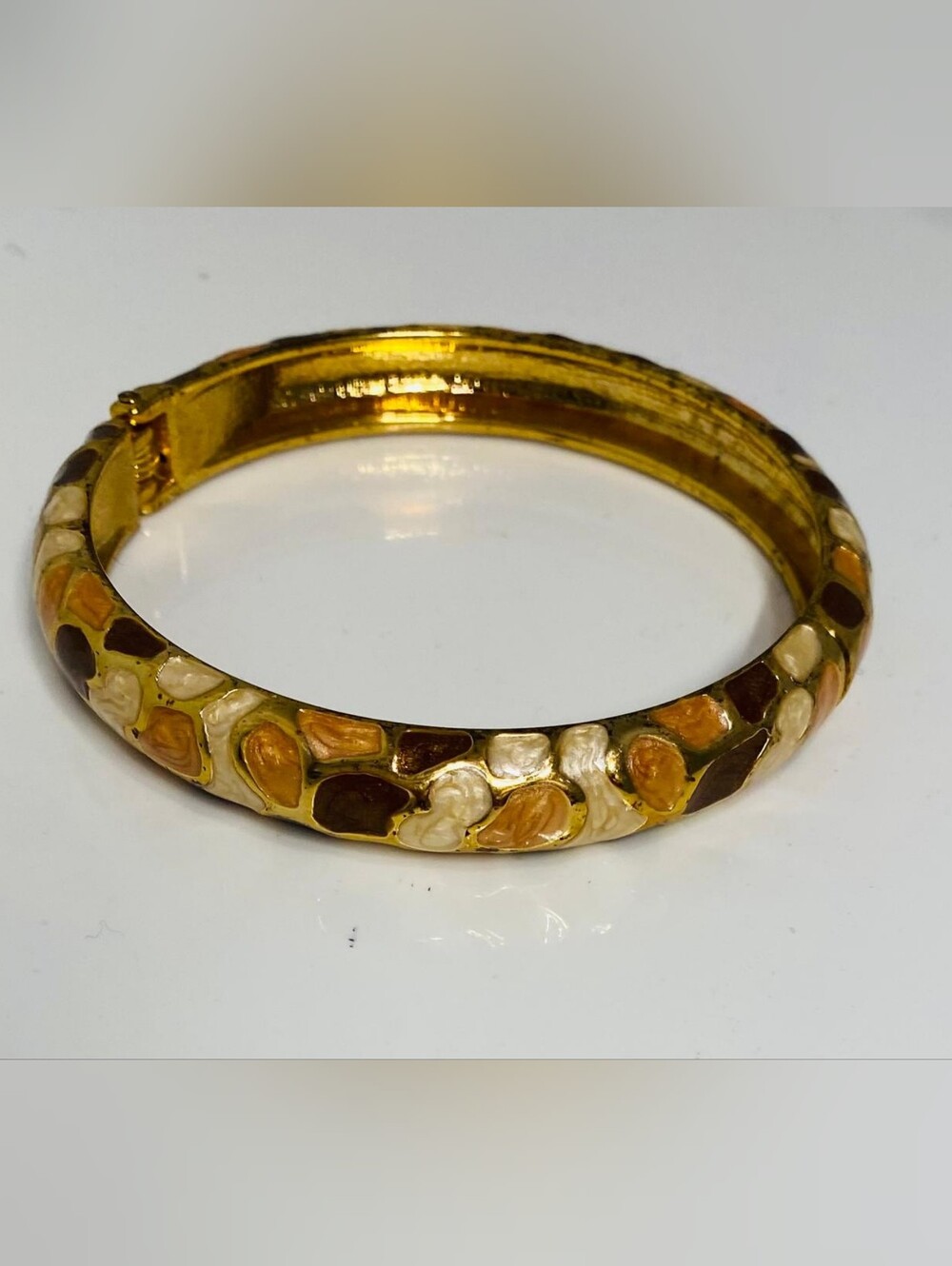 NEW Women's Hinged Bangle Bracelet